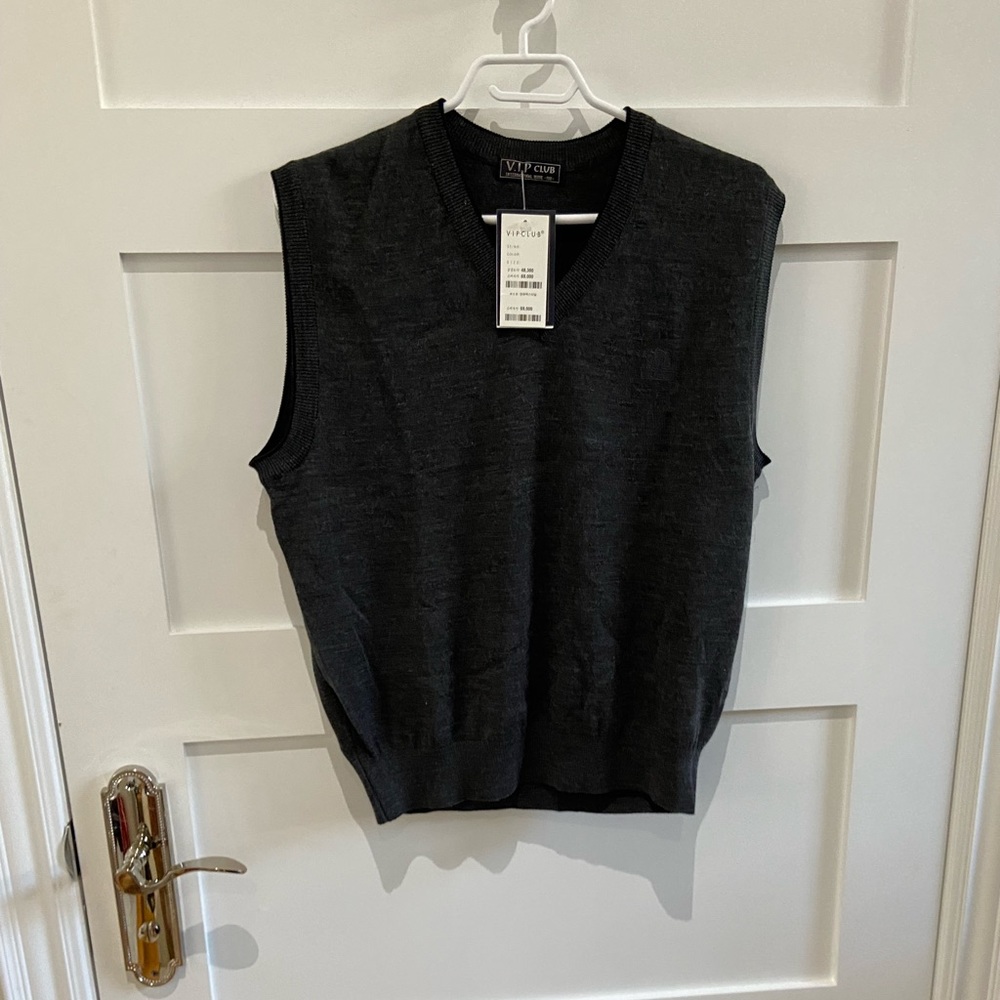 Golf men vest new with a tag